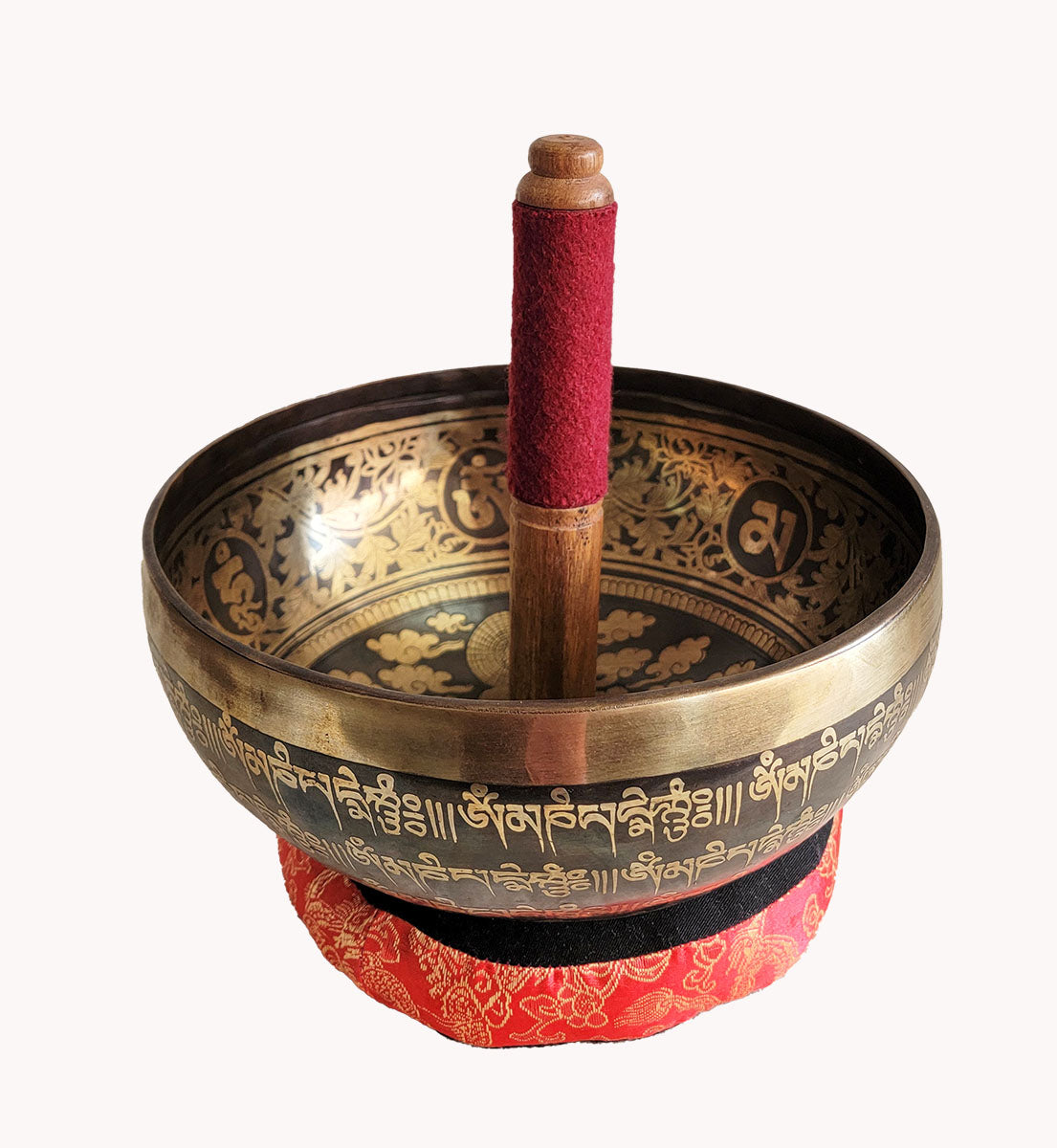 Yoga chakra singing bowl