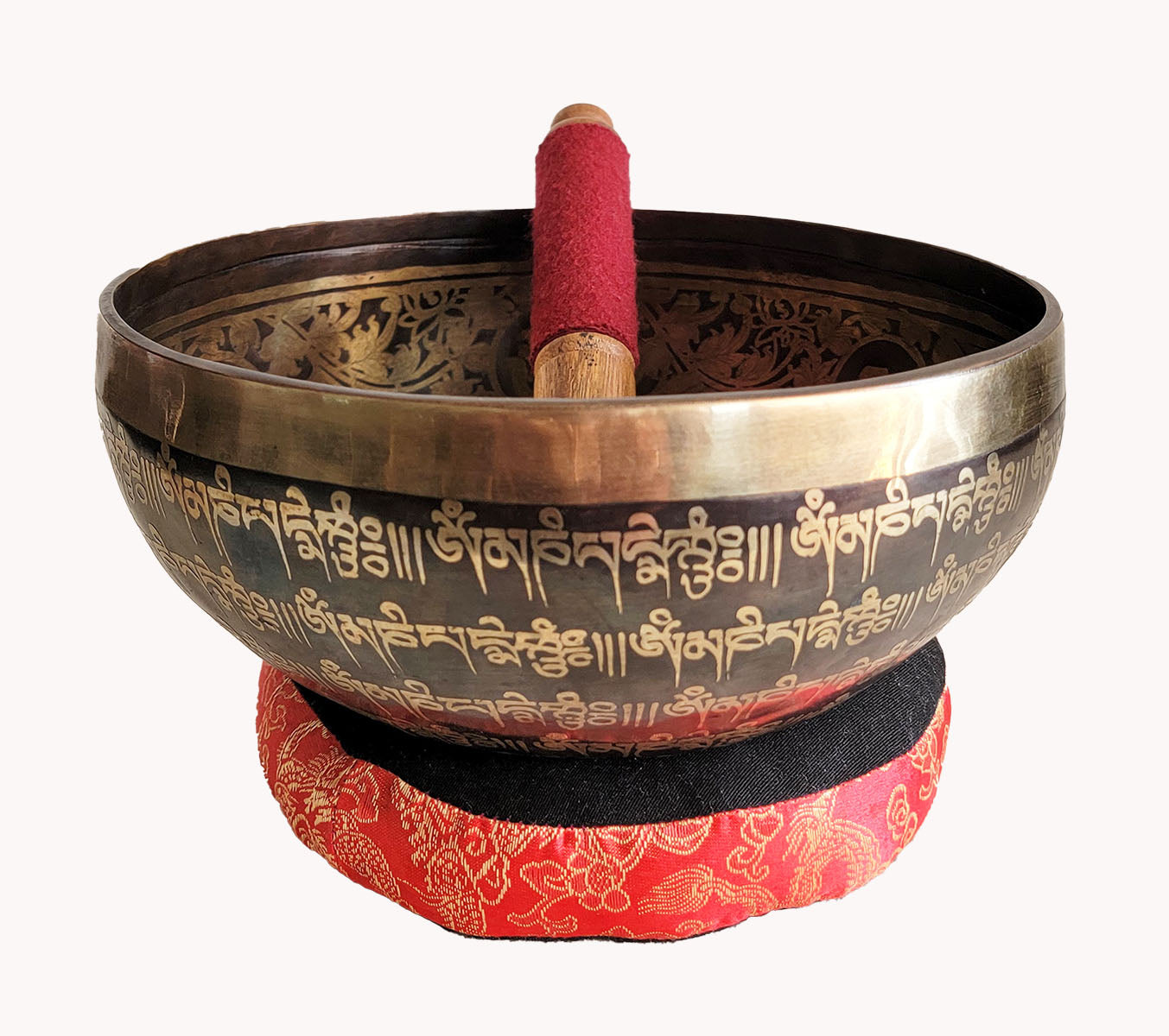 Yoga chakra singing bowl