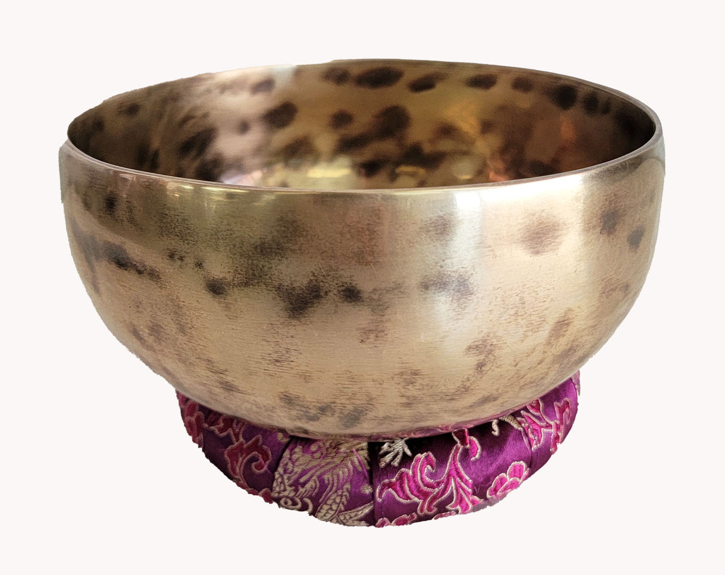 Hand beaten plain singing bowl